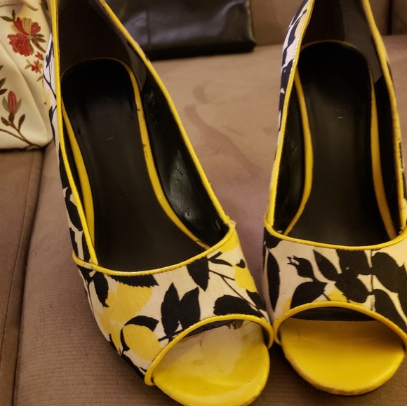 Nine West Open toe heela - Picture 2 of 3